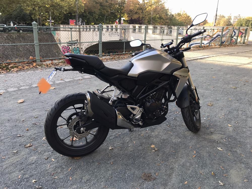 Motorrad verkaufen Honda CB 300 R Ankauf